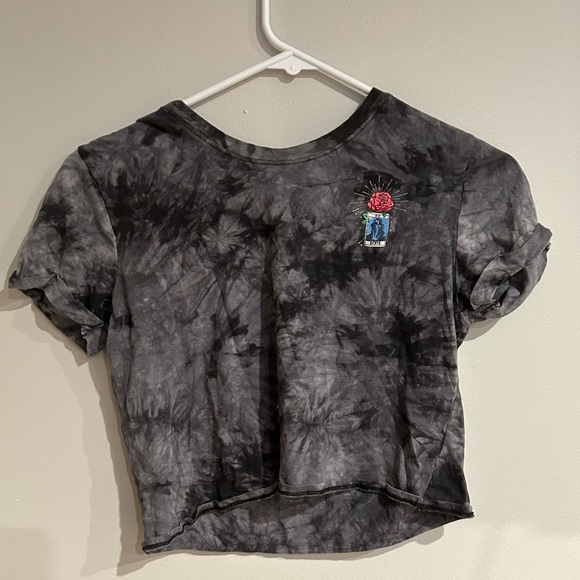 rose short sleeve cropped top - Picture 1 of 2